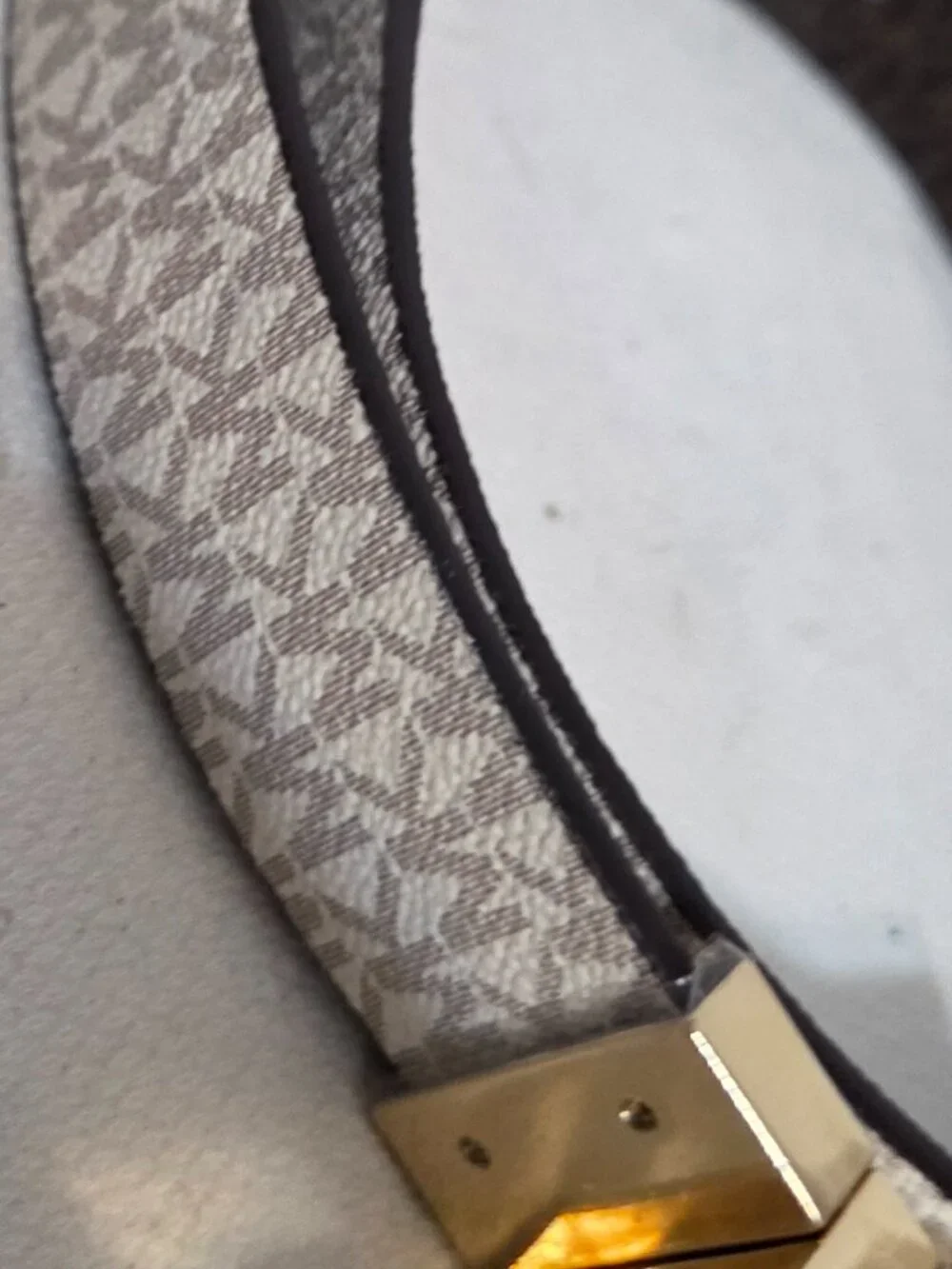 Michael Kors Reversible Logo Belt Gold Twist Buckle Women’s Size 38” Beige/Cream